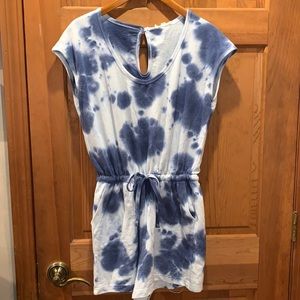New women’s June and Delaney romper sz s